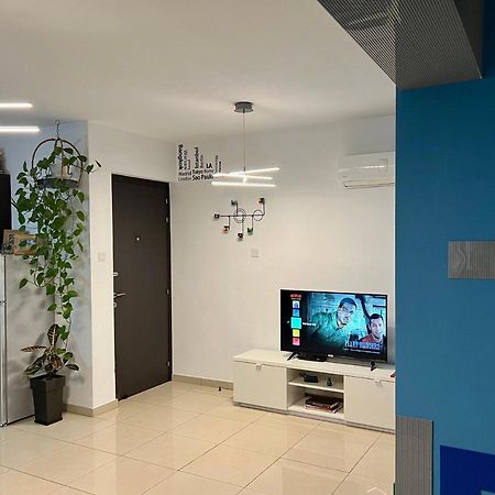 Fat Cow Apartment 103 Larnaca Exterior photo