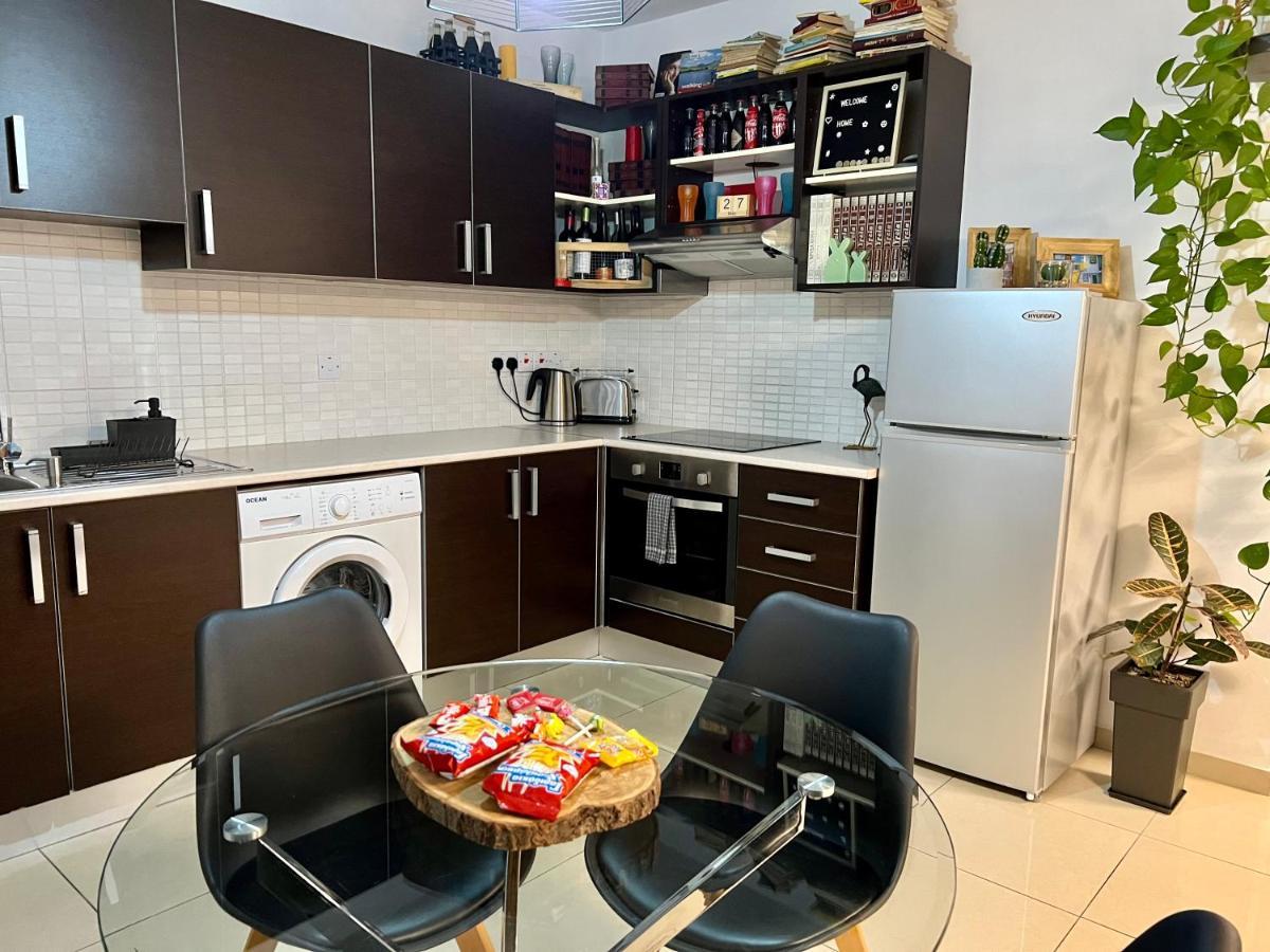 Fat Cow Apartment 103 Larnaca Exterior photo