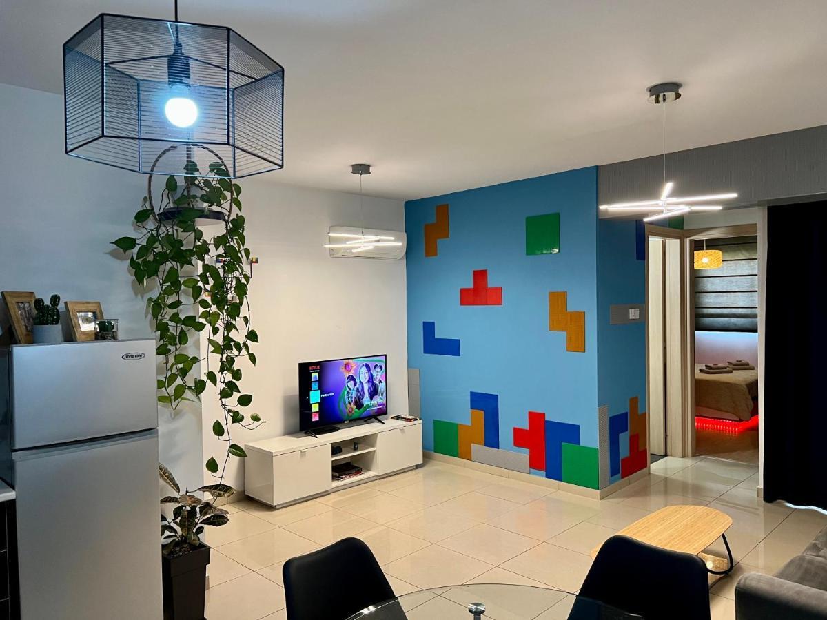 Fat Cow Apartment 103 Larnaca Exterior photo