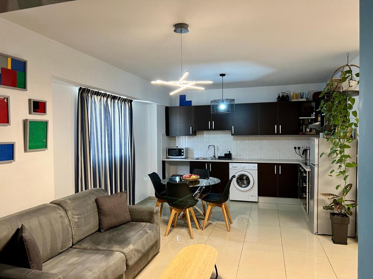 Fat Cow Apartment 103 Larnaca Exterior photo